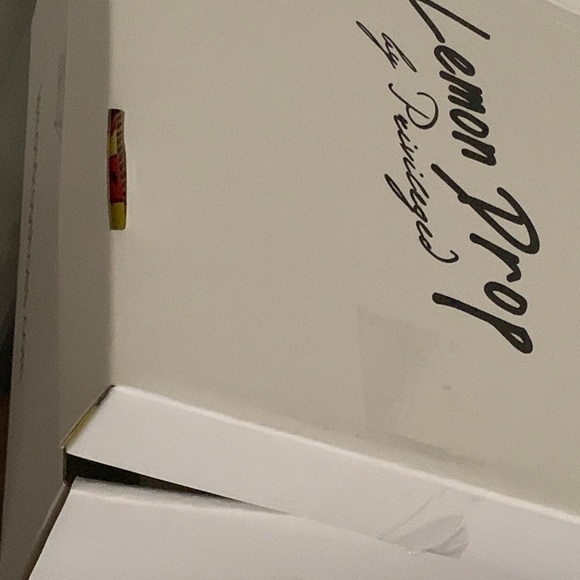 Boots - Picture 2 of 7